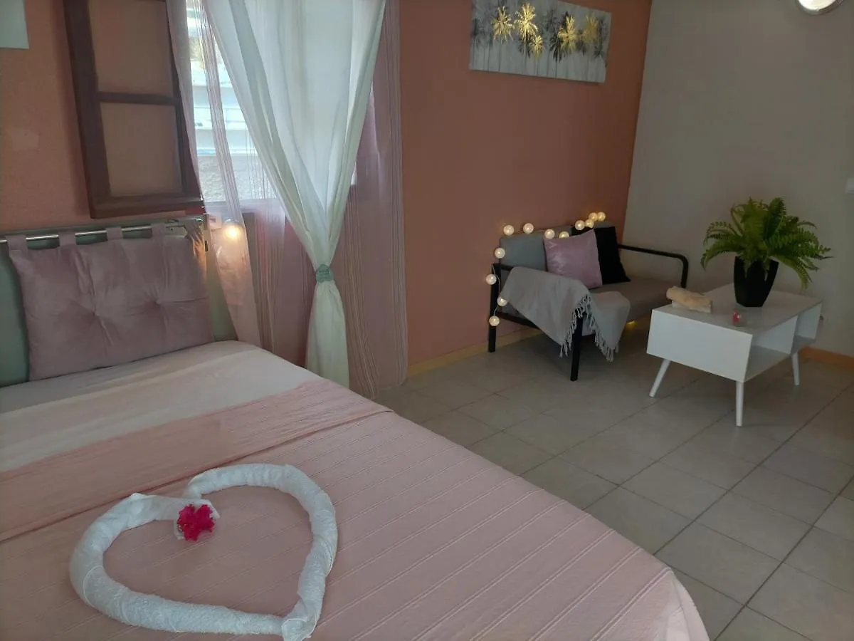 Isk Location Villa Sainte-Rose 0*,